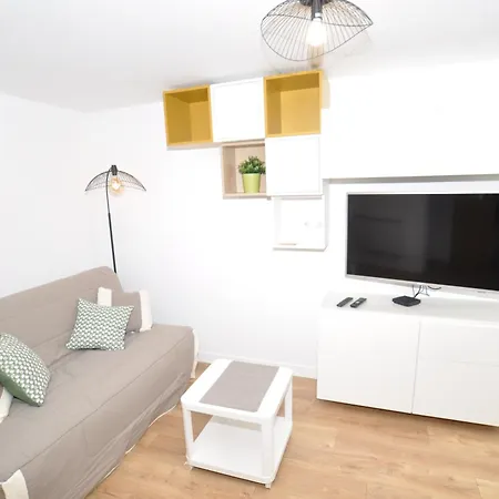 Aux Cigognes De Apartment